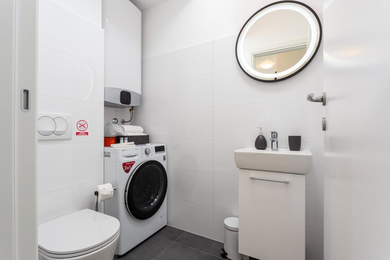 Apartment Lauretta Сплит Екстериор снимка